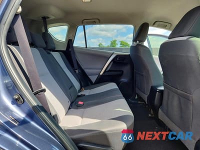 Zdjęcie 11 z 13 samochodu: 2013 TOYOTA RAV4 LE VIN:JTMBFREV5D5018096 - miniatura