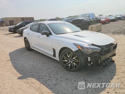 Czwarte zdjęcie samochodu z boku: 2023 KIA STINGER GT LINE VIN:KNAE35LD8P6131920 - miniatura