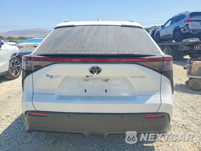 Zdjęcie 6 z 13 samochodu: 2023 TOYOTA BZ4X LIMITED VIN:JTMAAAAA2PA017403 - miniatura