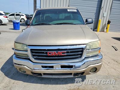 Piąte zdjęcie samochodu w środku: 2004 GMC NEW SIERRA C1500 VIN:2GTEC19T941163885 - miniatura