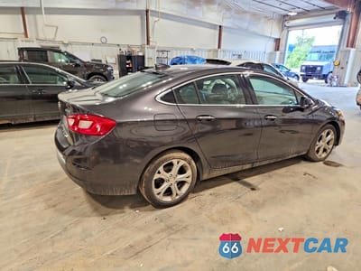 Trzecie zdjęcie samochodu z tyłu: 2017 CHEVROLET CRUZE PREMIER VIN:1G1BF5SM4H7248378 - miniatura