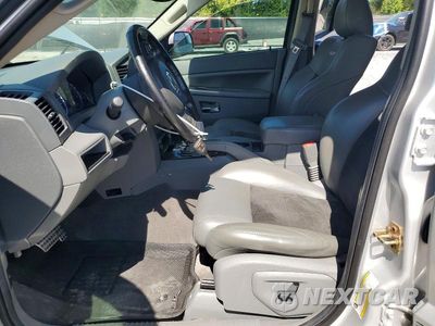 Zdjęcie 7 z 13 samochodu: 2006 JEEP GRAND CHEROKEE SRT-8 VIN:1J8HR78346C341112 - miniatura