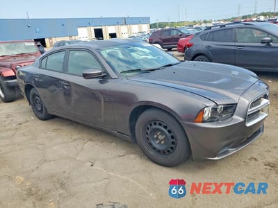 Czwarte zdjęcie samochodu z boku: 2014 DODGE CHARGER POLICE VIN:2C3CDXBG8EH324258 - miniatura