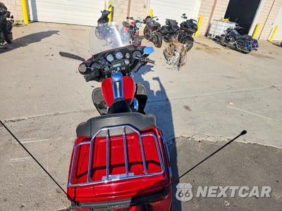 Zdjęcie 6 z 8 samochodu: 2011 HARLEY-DAVIDSON FLHTK VIN:1HD1KEM17BB637889 - miniatura