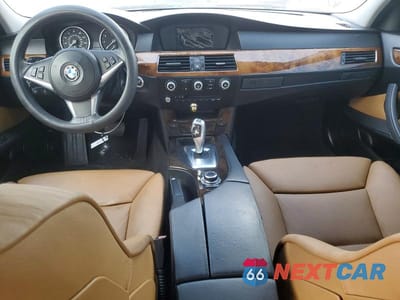 Zdjęcie 8 z 12 samochodu: 2010 BMW 528 I VIN:WBANU5C53AC124338 - miniatura