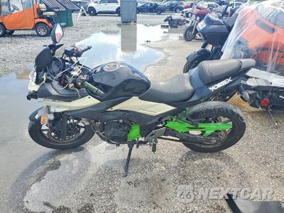 Trzecie zdjęcie samochodu z tyłu: 2018 SUZUKI GSX250R VIN:LC6DN11A0J1100672 - miniatura