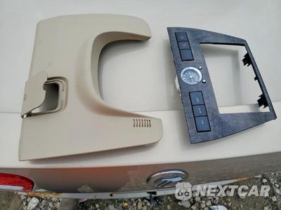 Zdjęcie 12 z 13 samochodu: 2008 MERCURY MILAN PREMIER VIN:3MEHM08Z38R612536 - miniatura