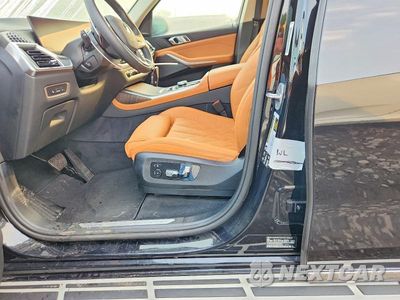 Zdjęcie 12 z 13 samochodu: 2025 BMW X7 XDRIVE40I VIN:5UX23EM00S9Z93536 - miniatura