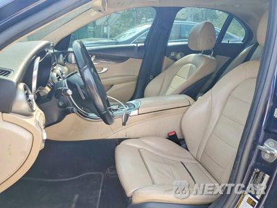 Zdjęcie 7 z 12 samochodu: 2017 MERCEDES-BENZ C 300 4MATIC VIN:55SWF4KBXHU203617 - miniatura