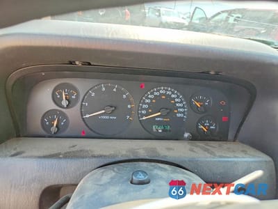 Zdjęcie 9 z 12 samochodu: 2003 JEEP GRAND CHEROKEE LAREDO VIN:1J4GW48S23C617407 - miniatura