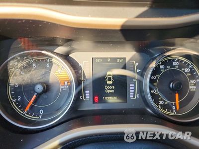 Zdjęcie 9 z 14 samochodu: 2016 JEEP CHEROKEE SPORT VIN:1C4PJMASXGW211474 - miniatura