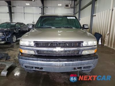 Piąte zdjęcie samochodu w środku: 1999 CHEVROLET SILVERADO K1500 VIN:2GCEK19T9X1199521 - miniatura