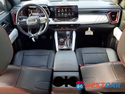 Zdjęcie 8 z 12 samochodu: 2024 GMC CANYON AT4X VIN:1GTP6EEK5R1148978 - miniatura