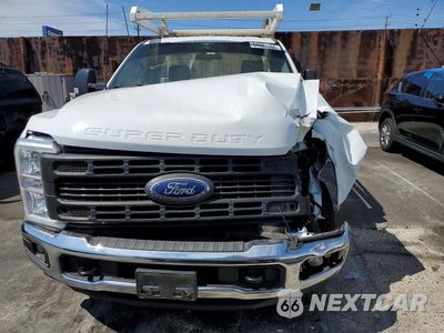 Piąte zdjęcie samochodu w środku: 2023 FORD F250 SUPER DUTY VIN:1FTBF2AA0PEC46778 - miniatura