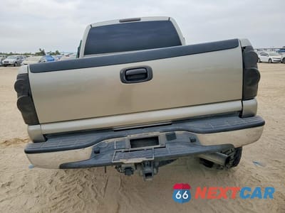 Zdjęcie 6 z 12 samochodu: 2003 CHEVROLET SILVERADO C2500 HEAVY DUTY VIN:1GCHC29173E108964 - miniatura