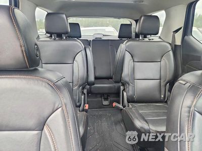 Zdjęcie 10 z 13 samochodu: 2019 CHEVROLET TRAVERSE LT VIN:1GNEVHKW2KJ175894 - miniatura