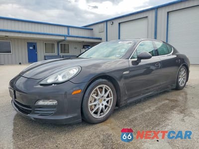 2011 PORSCHE PANAMERA S WP0AB2A72BL062555 - główne zdjęcie licytacji z USA - miniatura