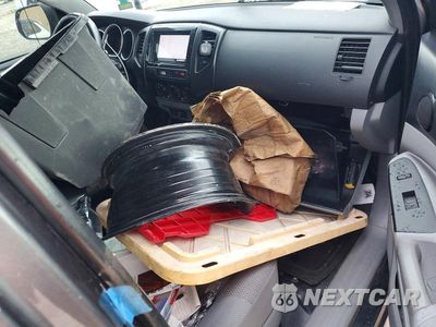 Zdjęcie 8 z 11 samochodu: 2013 TOYOTA TACOMA BASE VIN:5TFTX4CN5DX026291 - miniatura