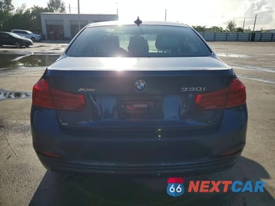Zdjęcie 6 z 13 samochodu: 2017 BMW 330 XI VIN:WBA8D9G50HNU60266 - miniatura