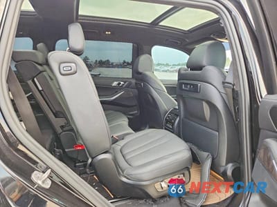 Zdjęcie 11 z 13 samochodu: 2022 BMW X7 XDRIVE40I VIN:5UXCW2C06N9J48948 - miniatura