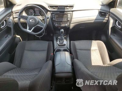 Zdjęcie 8 z 13 samochodu: 2019 NISSAN ROGUE SV VIN:JN8AT2MT3KW258254 - miniatura