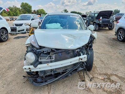 Piąte zdjęcie samochodu w środku: 2011 NISSAN JUKE S VIN:JN8AF5MVXBT014662 - miniatura