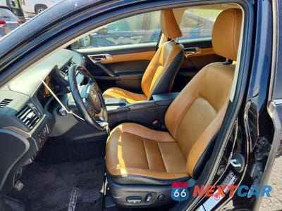 Zdjęcie 7 z 12 samochodu: 2016 LEXUS CT 200 VIN:JTHKD5BH7G2260387 - miniatura