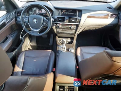 Zdjęcie 8 z 13 samochodu: 2016 BMW X3 XDRIVE28I VIN:5UXWX9C5XG0D78260 - miniatura