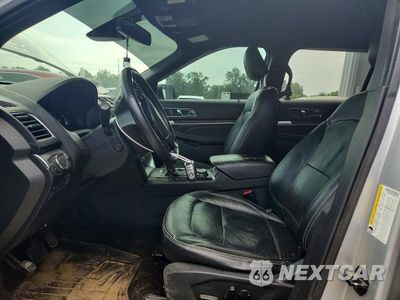 Zdjęcie 7 z 13 samochodu: 2019 FORD EXPLORER LIMITED VIN:1FM5K8FH2KGA63487 - miniatura