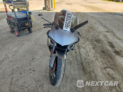 Drugie zdjęcie samochodu z przodu: 2016 YAMAHA YZFR1S VIN:JYARN42E3GA000597 - miniatura