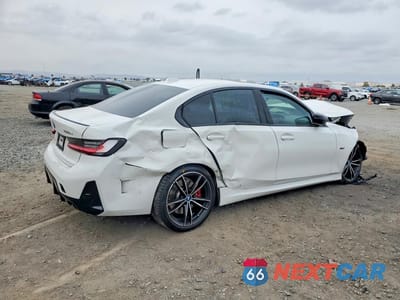 Trzecie zdjęcie samochodu z tyłu: 2023 BMW 3ER 330E VIN:3MW39FF04P8D57207 - miniatura