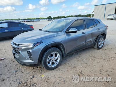 2024 CHEVROLET TRAX LS KL77LFE27RC126772 - główne zdjęcie licytacji z USA - miniatura