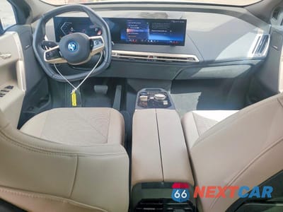 Zdjęcie 8 z 14 samochodu: 2024 BMW IX XDRIVE50 VIN:WB523CF04RCP45110 - miniatura