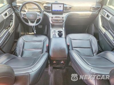 Zdjęcie 8 z 14 samochodu: 2021 FORD EXPLORER XLT VIN:1FMSK8DH0MGA90373 - miniatura
