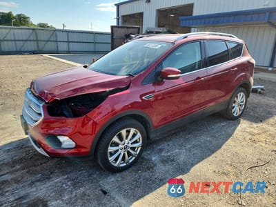 2018 FORD ESCAPE TITANIUM 1FMCU9J9XJUD44167 - główne zdjęcie licytacji z USA - miniatura