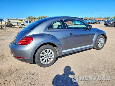 Trzecie zdjęcie samochodu z tyłu: 2013 VOLKSWAGEN BEETLE VIN:3VWFP7AT6DM653553 - miniatura