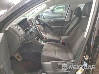 Zdjęcie 7 z 14 samochodu: 2018 VOLKSWAGEN TIGUAN LIMITED VIN:WVGBV7AX5JK003038 - miniatura
