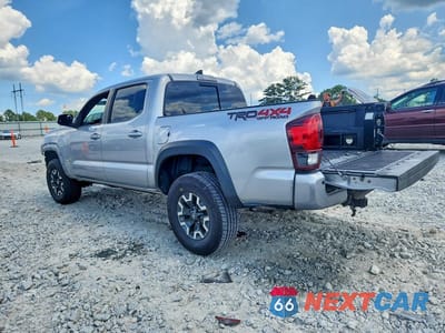 Drugie zdjęcie samochodu z przodu: 2018 TOYOTA TACOMA TRD OFF-ROAD VIN:5TFCZ5AN1JX156647 - miniatura