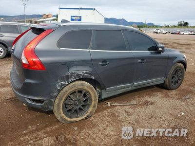 Trzecie zdjęcie samochodu z tyłu: 2011 VOLVO XC60 T6 VIN:YV4902DZ5B2212120 - miniatura