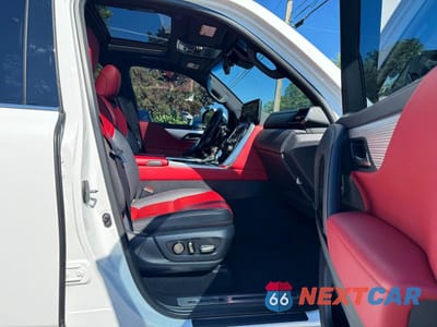 Piąte zdjęcie samochodu w środku: 2023 LEXUS LX 600 F SPORT HANDLING VIN:JTJMB7CX9P4019871 - miniatura