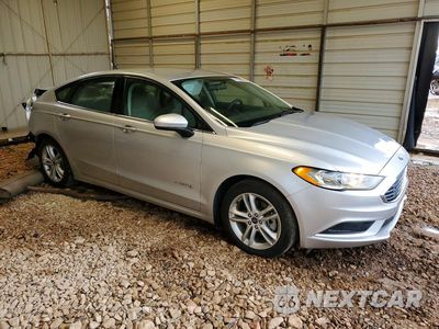 Czwarte zdjęcie samochodu z boku: 2018 FORD FUSION SE HYBRID VIN:3FA6P0LU8JR207912 - miniatura