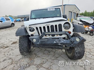 Piąte zdjęcie samochodu w środku: 2013 JEEP WRANGLER UNLIMITED SPORT VIN:1C4HJWDG7DL679862 - miniatura