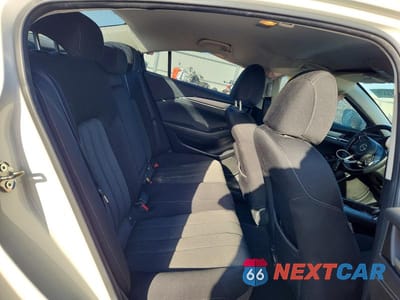 Zdjęcie 10 z 12 samochodu: 2019 MAZDA 6 SPORT VIN:JM1GL1UM2K1507407 - miniatura