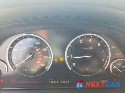 Zdjęcie 9 z 13 samochodu: 2016 BMW X5 XDRIVE35I VIN:5UXKR0C52G0P30250 - miniatura