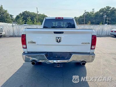 Piąte zdjęcie samochodu w środku: 2016 RAM 1500 SLT VIN:1C6RR7GT5GS184069 - miniatura