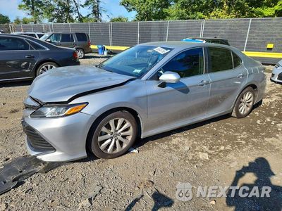 2020 TOYOTA CAMRY LE 4T1L11AK0LU994058 - główne zdjęcie licytacji z USA - miniatura