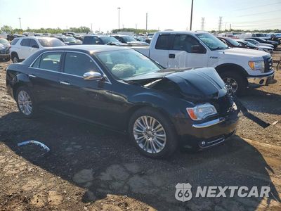 Czwarte zdjęcie samochodu z boku: 2013 CHRYSLER 300C VIN:2C3CCAKT7DH686514 - miniatura