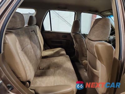 Zdjęcie 10 z 12 samochodu: 2002 HONDA CR-V LX VIN:JHLRD78482C037460 - miniatura