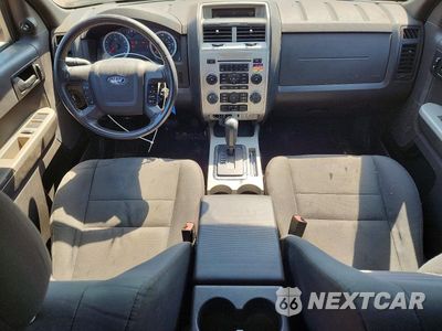 Zdjęcie 8 z 13 samochodu: 2012 FORD ESCAPE XLT VIN:1FMCU9DG2CKC83163 - miniatura