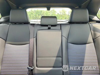 Zdjęcie 10 z 13 samochodu: 2025 TOYOTA RAV4 XSE VIN:4T3E6RFV0SU199061 - miniatura
